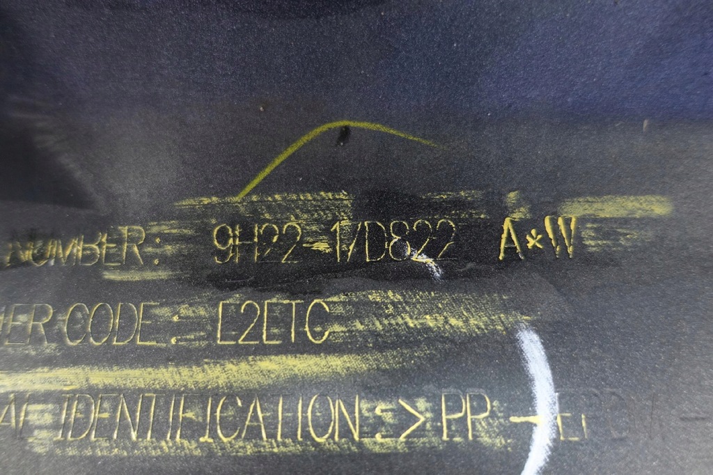 фото №12, Бампер задняя задний land rover discovery iv 4