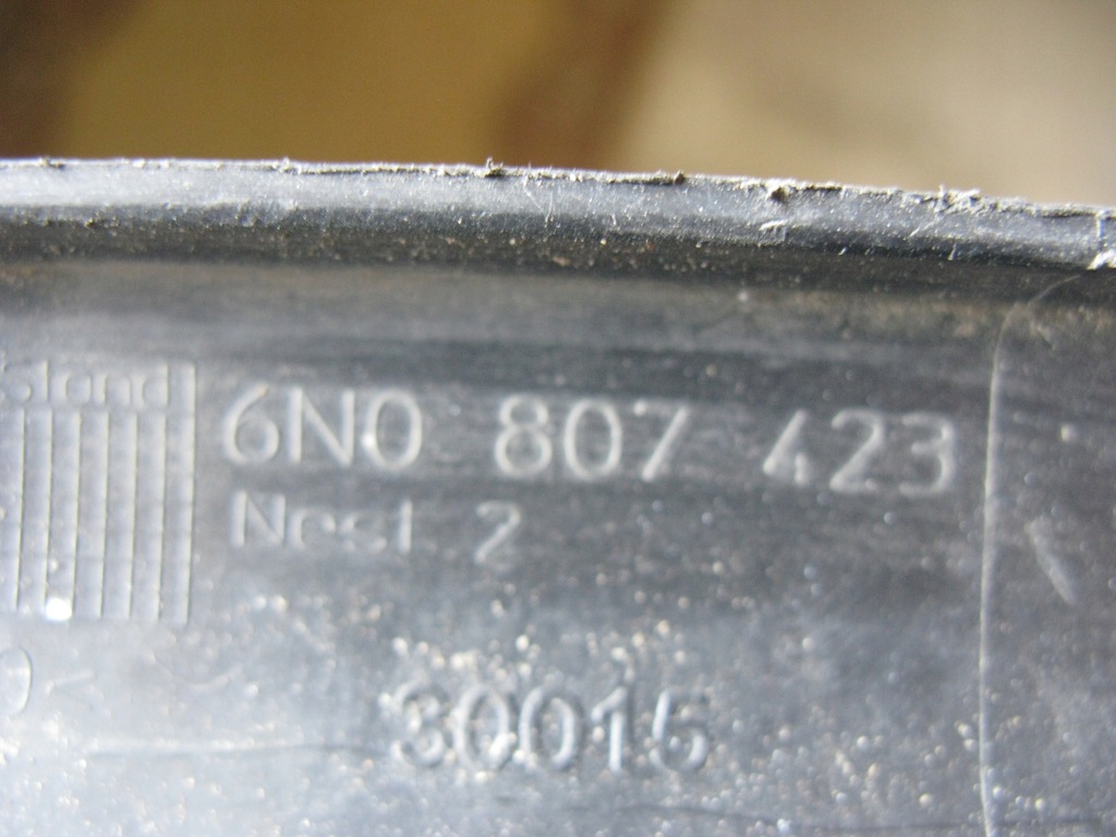 фото №6, Polo 6n2 молдинг бампера задня ліва 6n0807423 model 99-2001