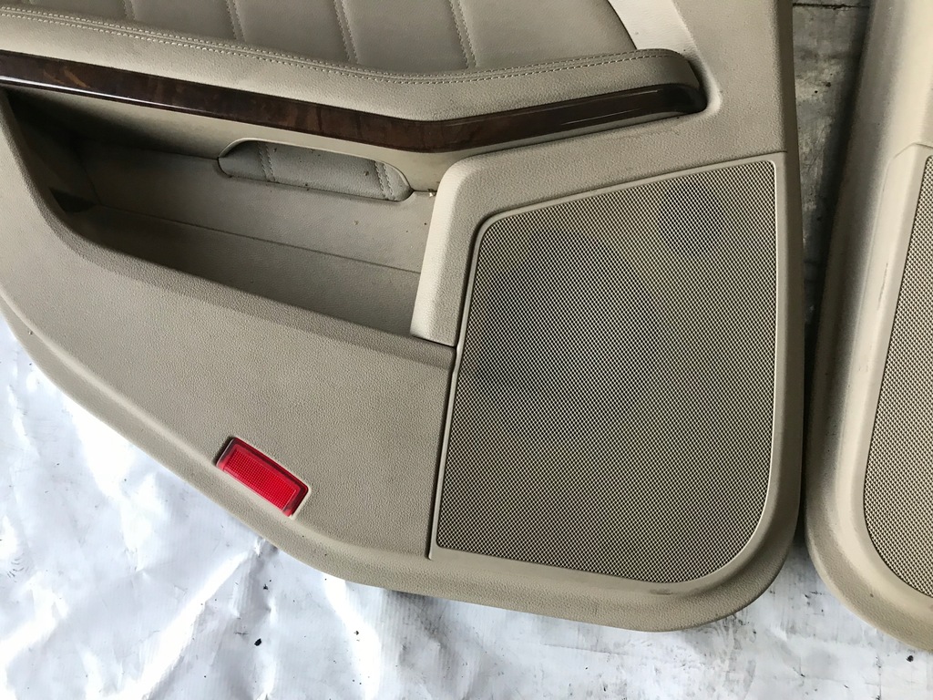 фото №5, Mercedes w212 09-16 обивка обшивка дверь задняя eu