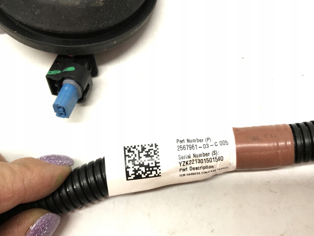 фото №8, Tesla 3 электропроводка жгут багажника ванна радара