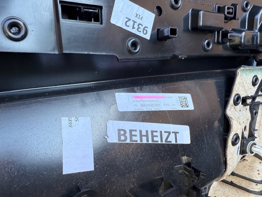 фото №12, Оббивка оббивка динаміки рамки двері bowers wilkins bmw 7 g12