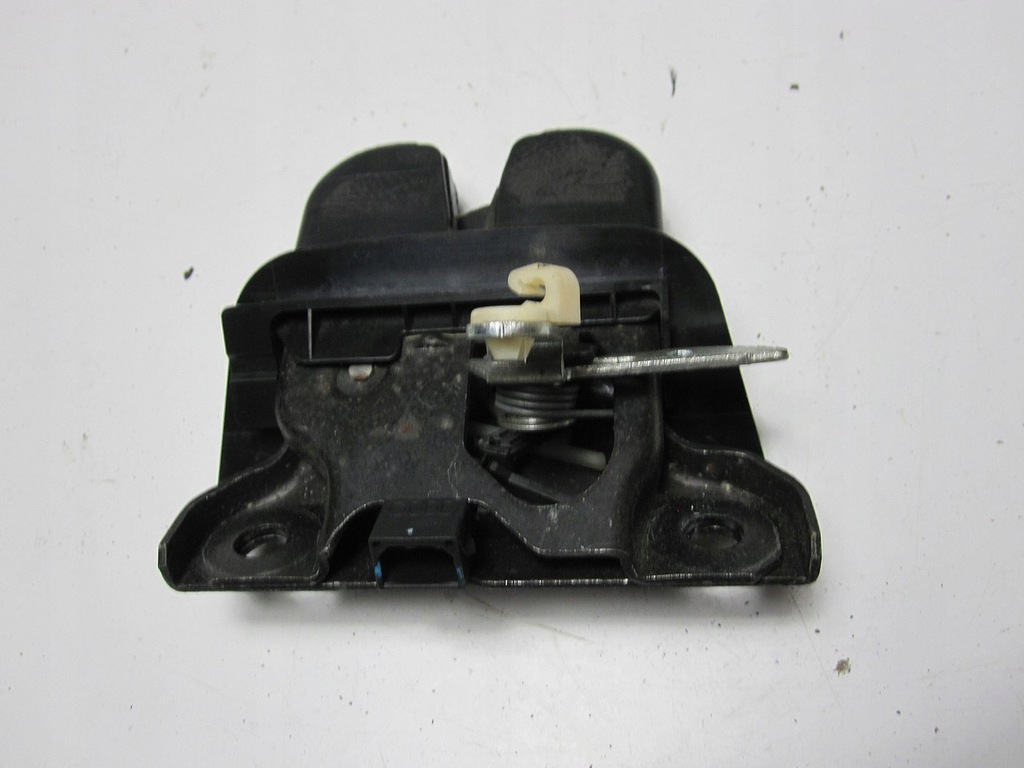 фото №4, Замок кришки задня задній audi a2