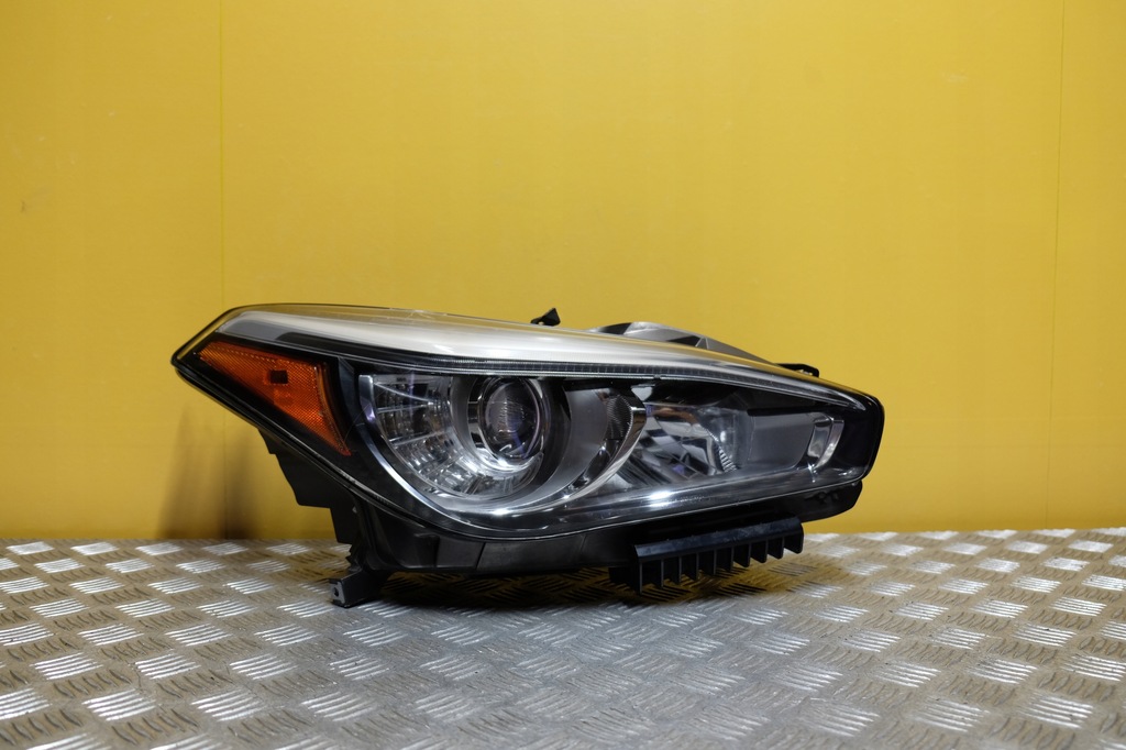 фото №1, Infiniti q70 2013- фара лампа full led r некрутящаяся usa