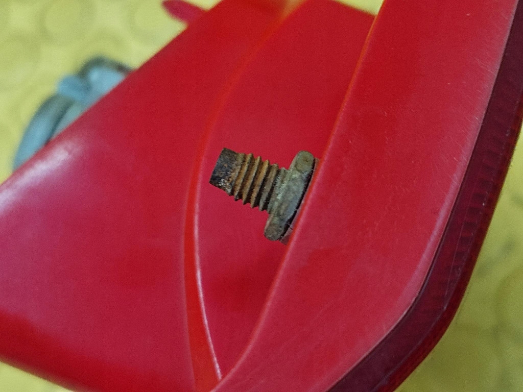 Alfa romeo 147 лампа правый задний  w крышка с Разборки