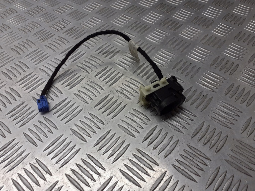 фото №1, Переключатель стекло mercedes w203 a2038200210