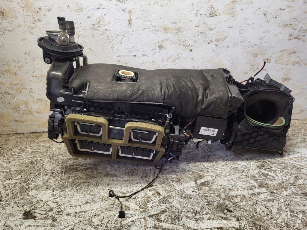 фото №1, Отопитель комплектная bmw 3 f30 f31