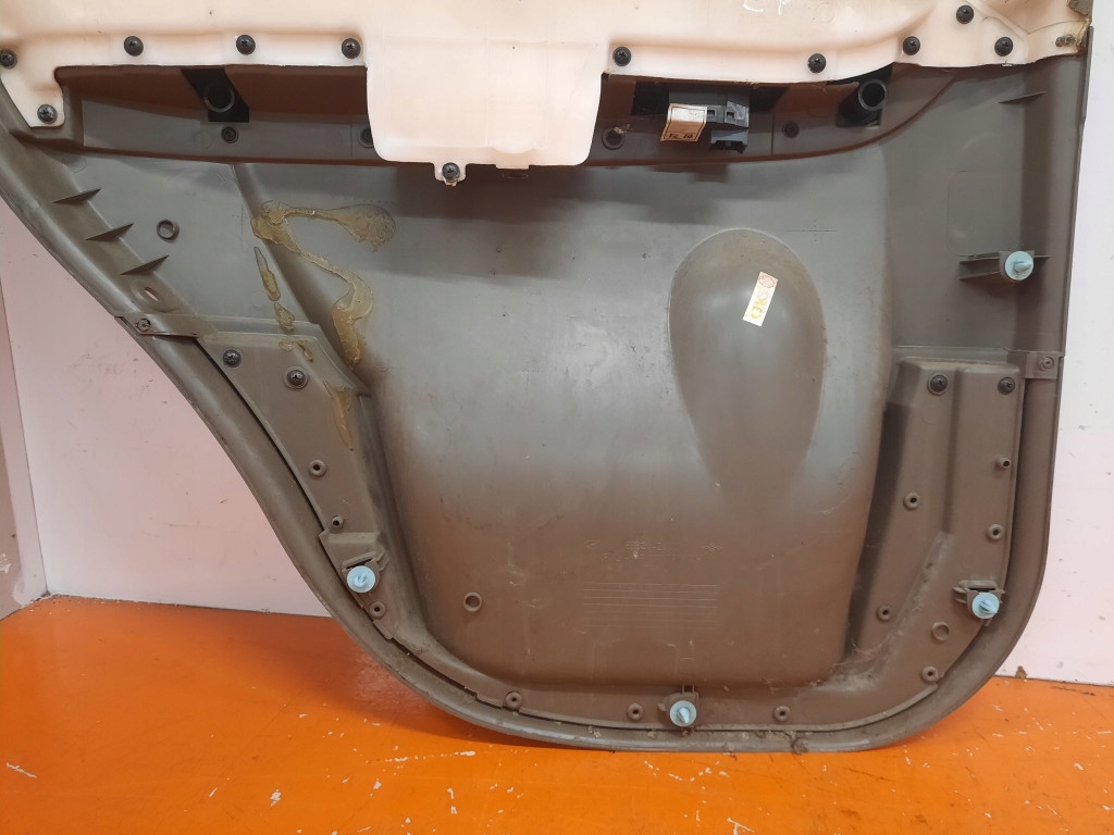 фото №10, Hyundai santa fe 00-04 обивка дверь задняя правая обшивка