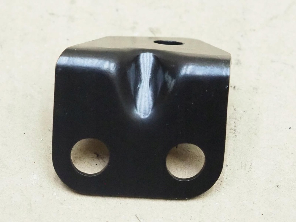 фото №7, Кронштейн audi r8 420 805 334