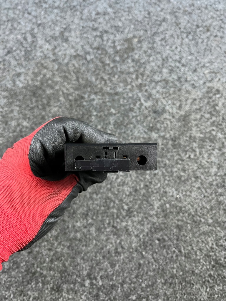 фото №8, Ящик wizytownik переключатель esp audi a4 b6 8e1941561c