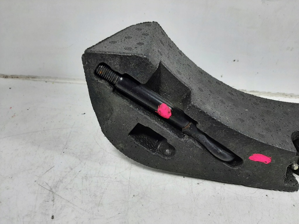 фото №9, Nissan note e11 1.5dci 07r набор ремонтный домкрат ключ 849759u00b