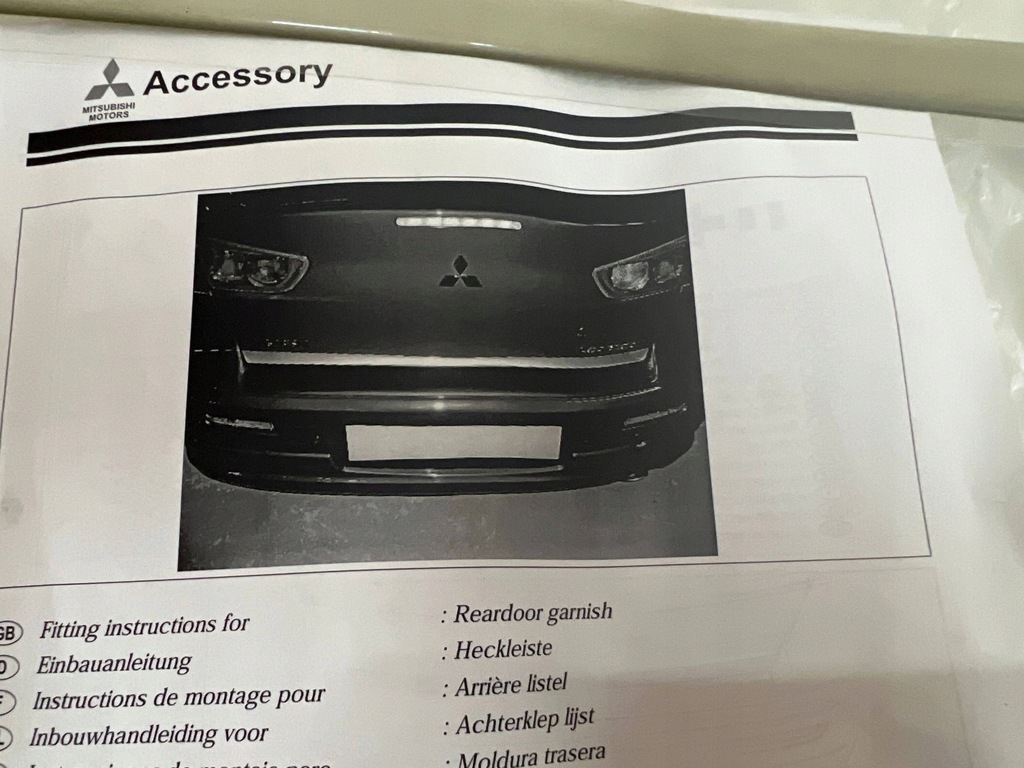 фото №8, Mitsubishi lancer x 2007- молдинг задній кришки багажника nowa oem
