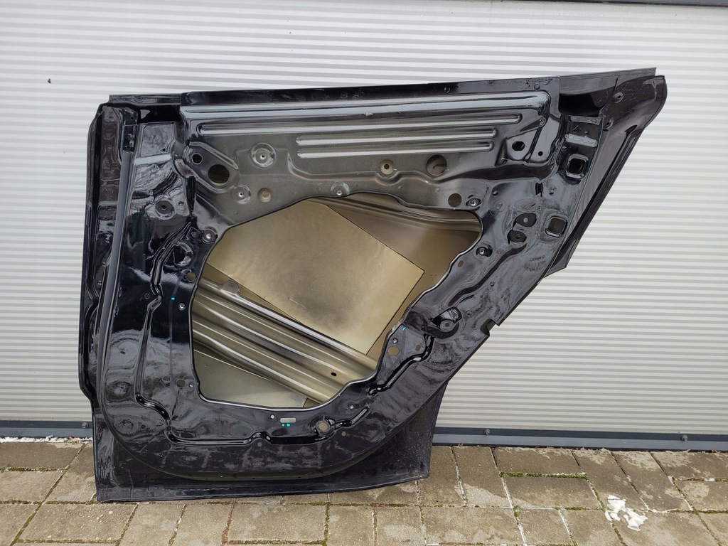 фото №7, Tesla y 20- двері праве задні задня