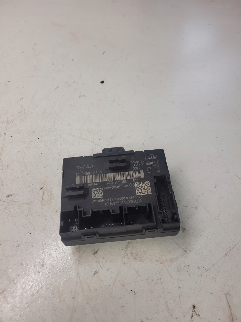 фото №1, Модуль блок керування двері audi a3 8v 5q0959392a