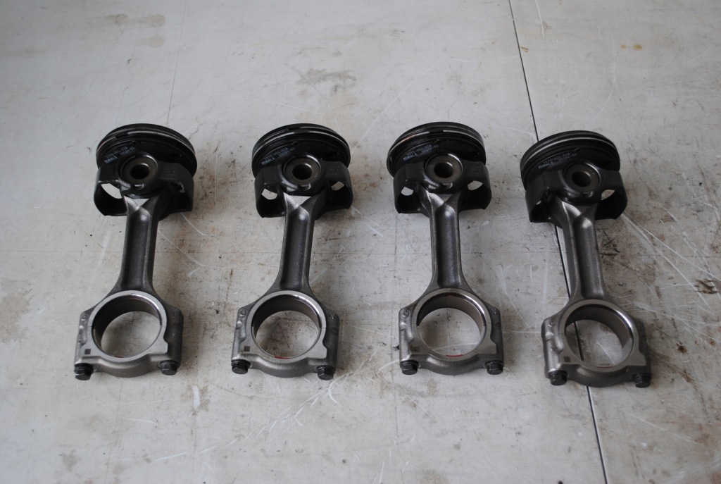 фото №1, Поршень шатун 99266-82