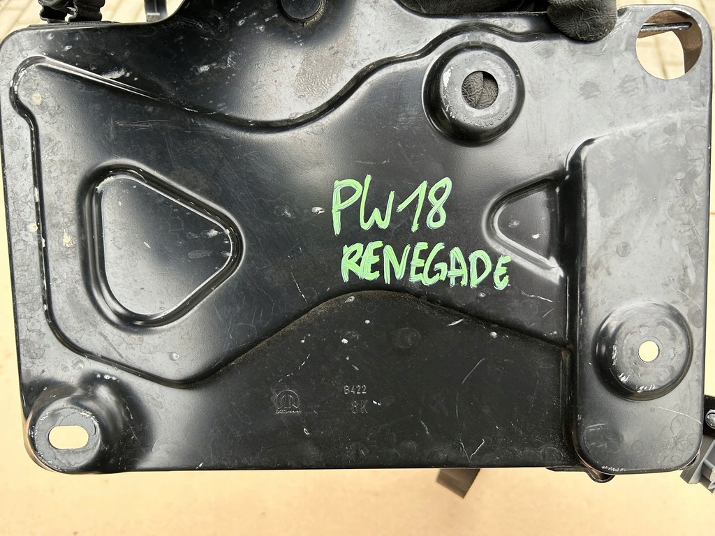 фото №2, Jeep renegade основание аккумулятор