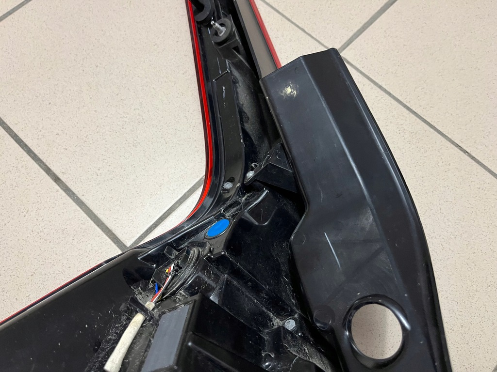 фото №12, Volvo v60 v-60 ii 2 18- led лампа задня задня права