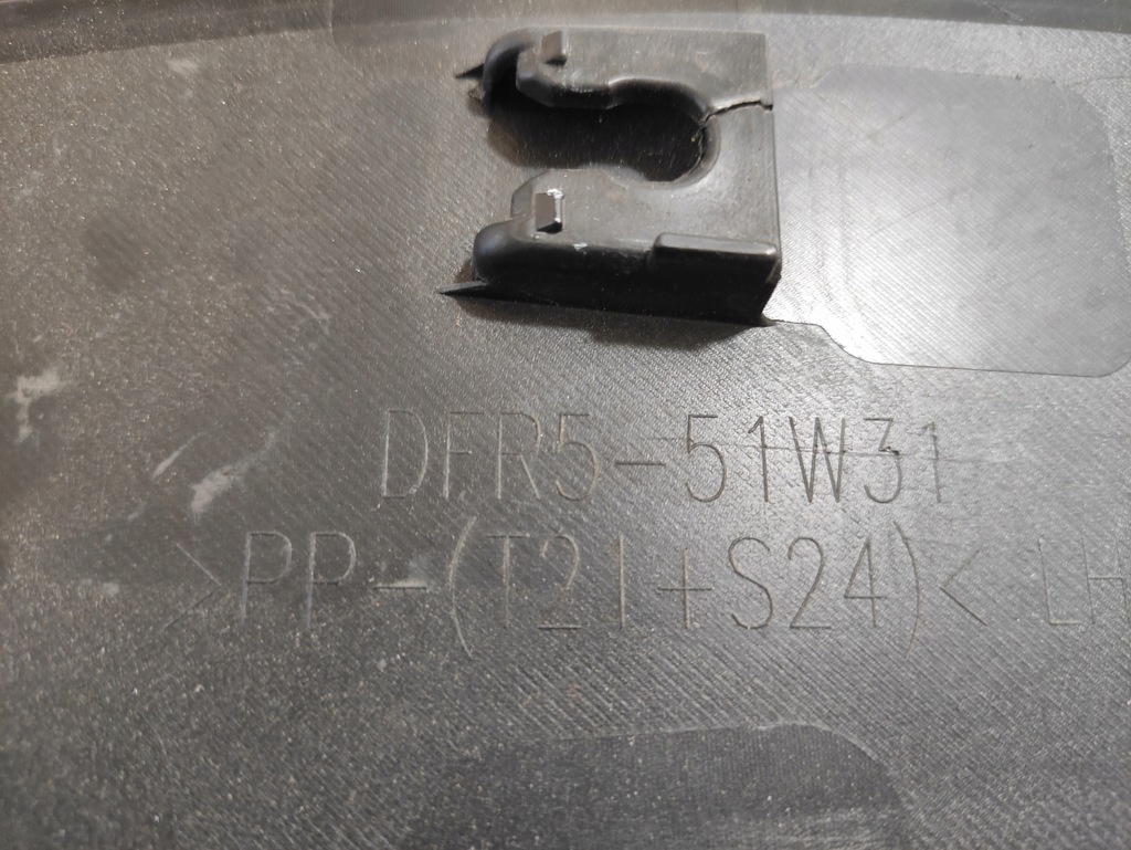 фото №6, Mazda cx30 молдинг крила ліва перед dfr5-51w31