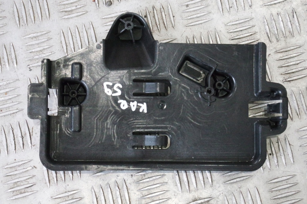 фото №1, Захист напрямна кронштейн mercedes s w223 a2235452201