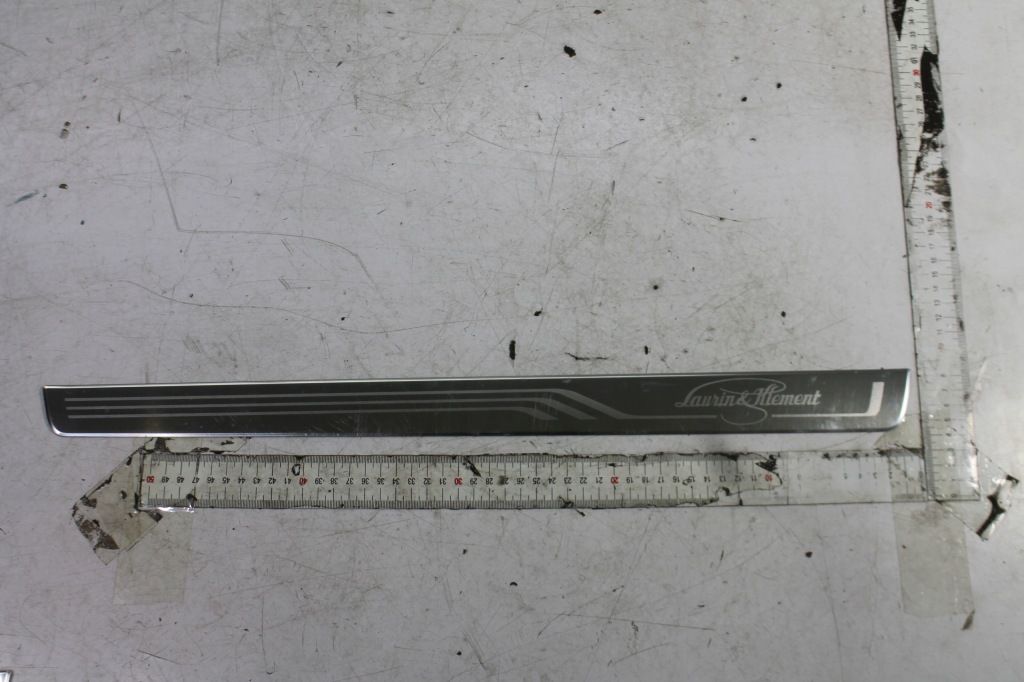 фото №1, Молдинг порог левый перед l&k superb iii 15-