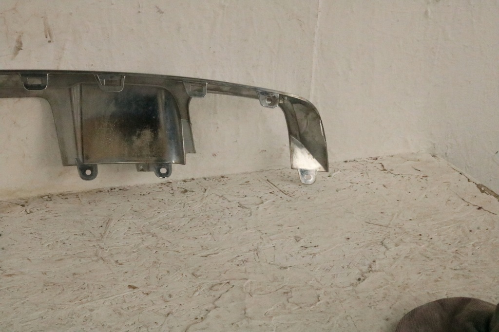 фото №11, Mercedes glk w204 накладка спойлер задня .