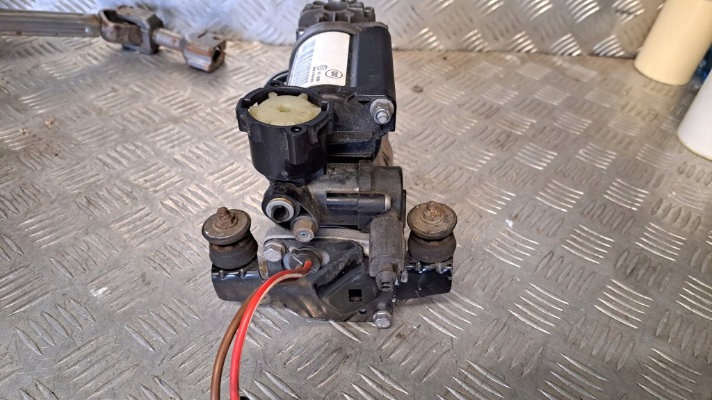 Компресор насос підвіска wabco 0012045 Київ