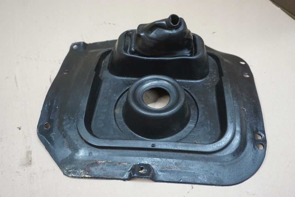 фото №7, Nissan terrano ii чохол гумовий елемент захист передач 01r