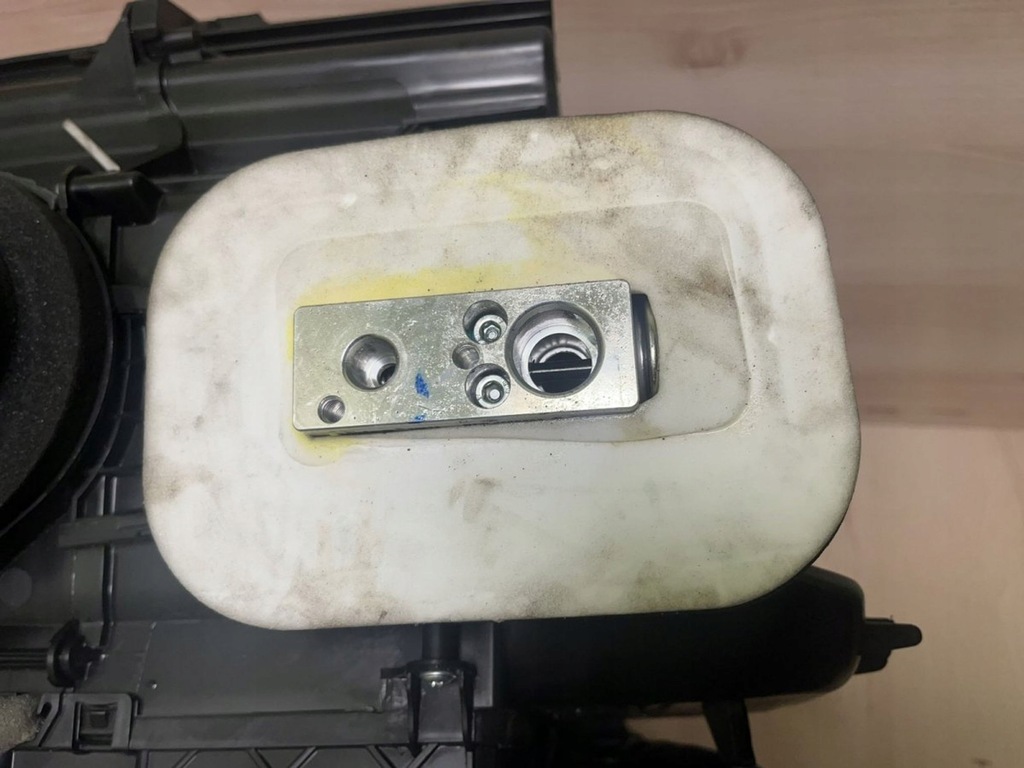 фото №9, Модуль обігрівача renault trafic iii x82 t1001485q