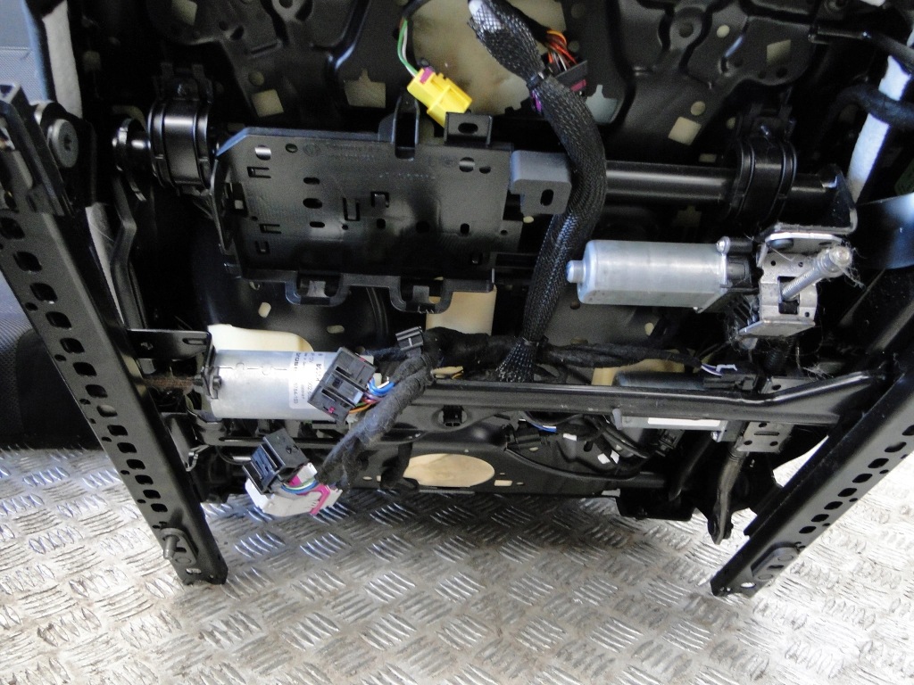 фото №10, Сидіння skoda superb iii 3v 3v5 sedan підігрів