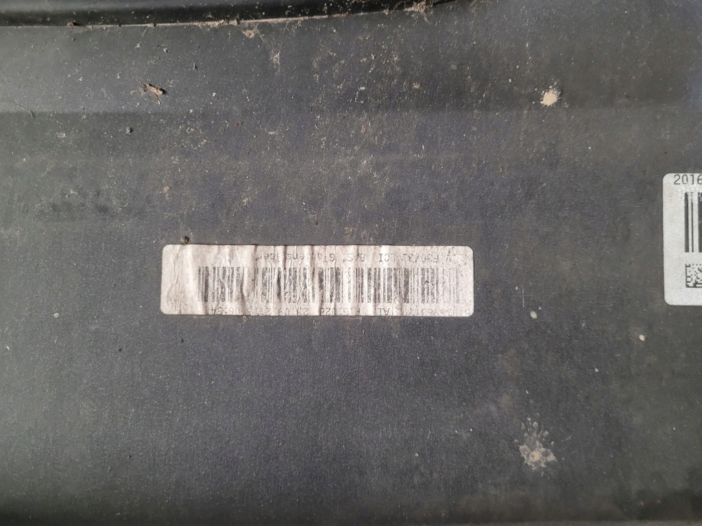 Bmw f30 f31 lci рестайлінг  бампер перед передній Київ