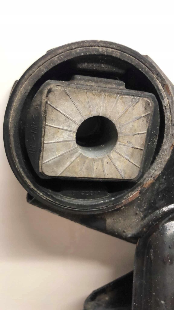 фото №10, Балка підрамник pod двигун audi q7 4,2 бензин 06-10