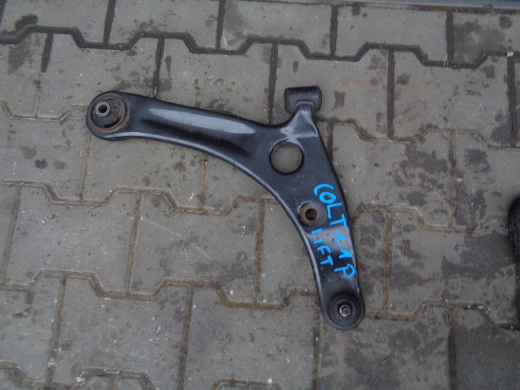 фото №1, Mitsubishi colt рычаг правый 2004-2012