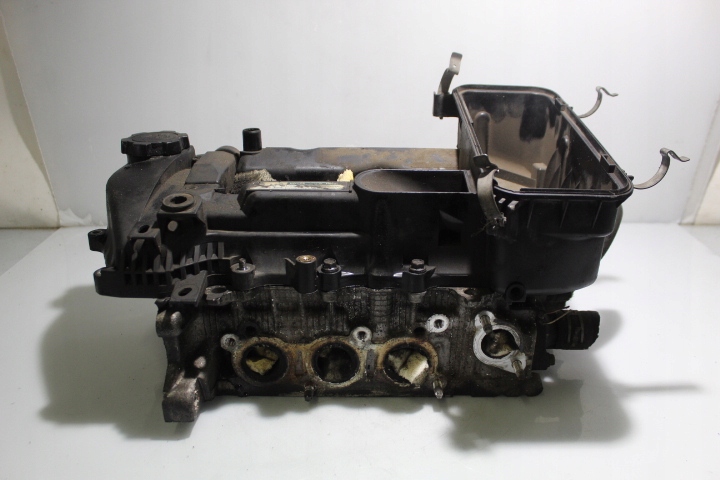фото №1, Головка двигателя toyota yaris ii 1.0