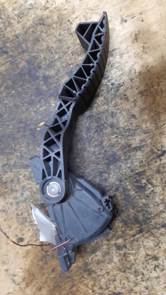 фото №2, Потенциометр газа renault laguna 1.9d 02r