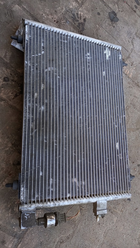 фото №4, Радиатор кондиционер. citroen xsara picasso 00r 1.8b