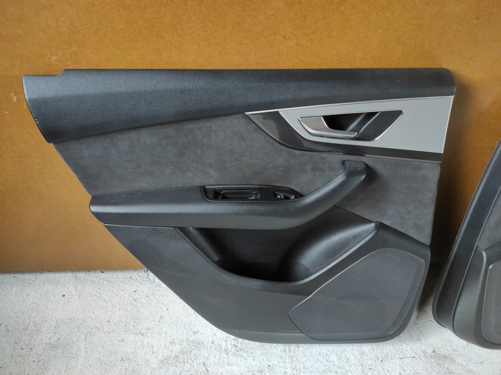 фото №6, Обшивки обшивка двері alcantara audi q7 4m