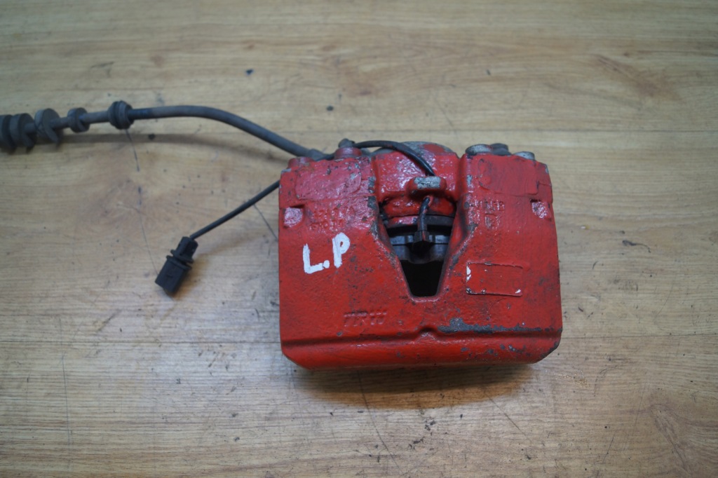 фото №1, Суппорт тормозной левый перед audi a5 8t a4 b8