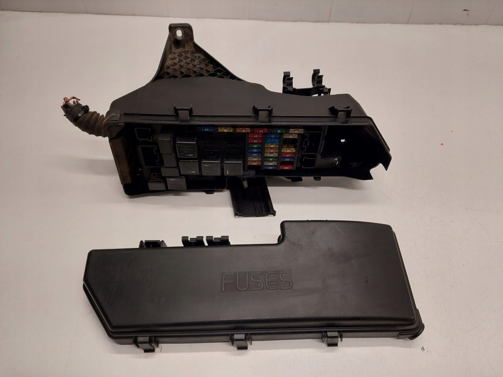 фото №1, Коробка предохранителей volvo xc90 9494210