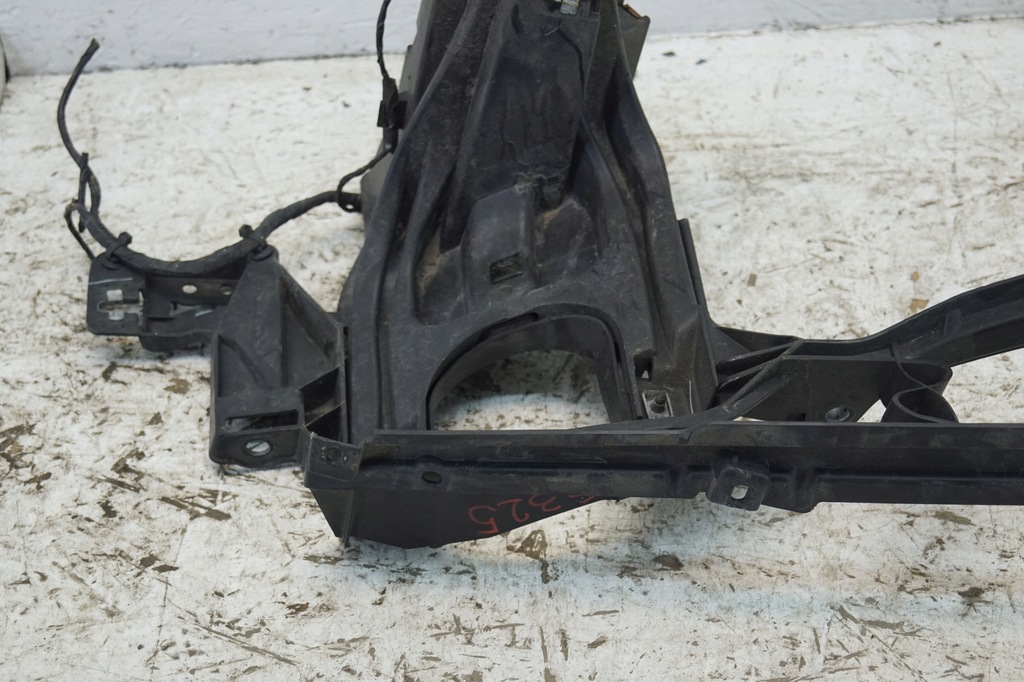 фото №9, Направляющая кронштейн крыла правое bmw x5 e70 7157984