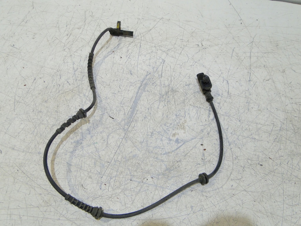 Купити Opel adam 1.4b датчик abs правий перед передній