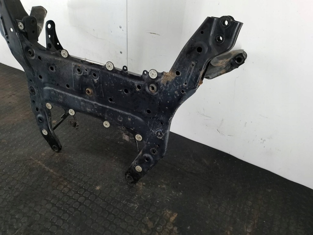 фото №7, Подрамник, подрамник перед bmw f46 gran tourer 15-17 6872729-02 1.5 d 216d