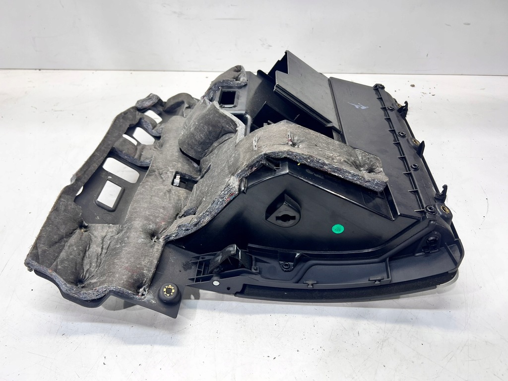 фото №8, Бардачок пассажира audi tt 8j2857095a