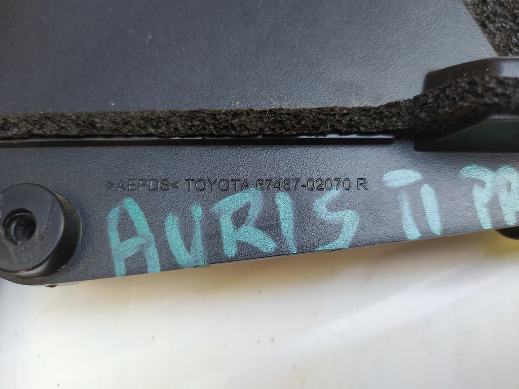 фото №8, Рамка дверь правый задняя - toyota auris ii kombi