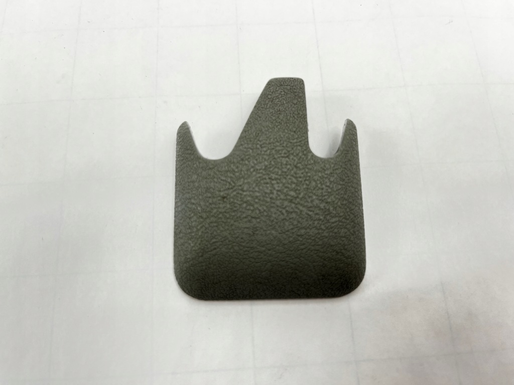 фото №1, Заглушка винт крепления сидений mercedes w124 w201