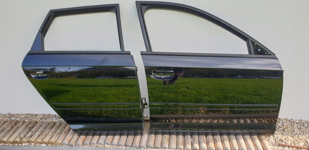 фото №1, Дверь задние audi a3 8p 2003- 5 дверь ly9b