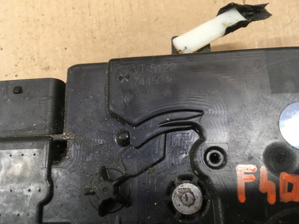 фото №8, Замок задняя bmw x1 f40 7445045 7445046