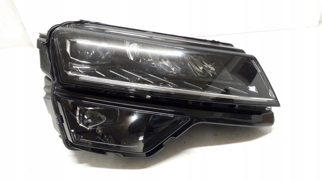 фото №12, Skoda karoq лампа правая full led - na запчасти