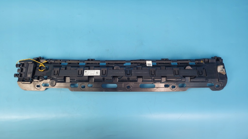 Bmw x6 iii g06 21r напрямна бампера smart відкривач кришки 5a3f3e8 8070332 Зі Шроту