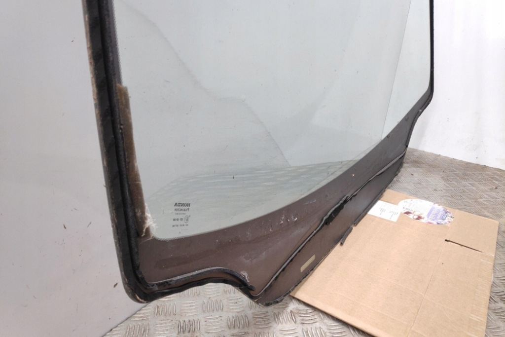 Купить Стекло передняя honda civic viii хэтчбек fn, fk 43r001589 1.8l бензиновый