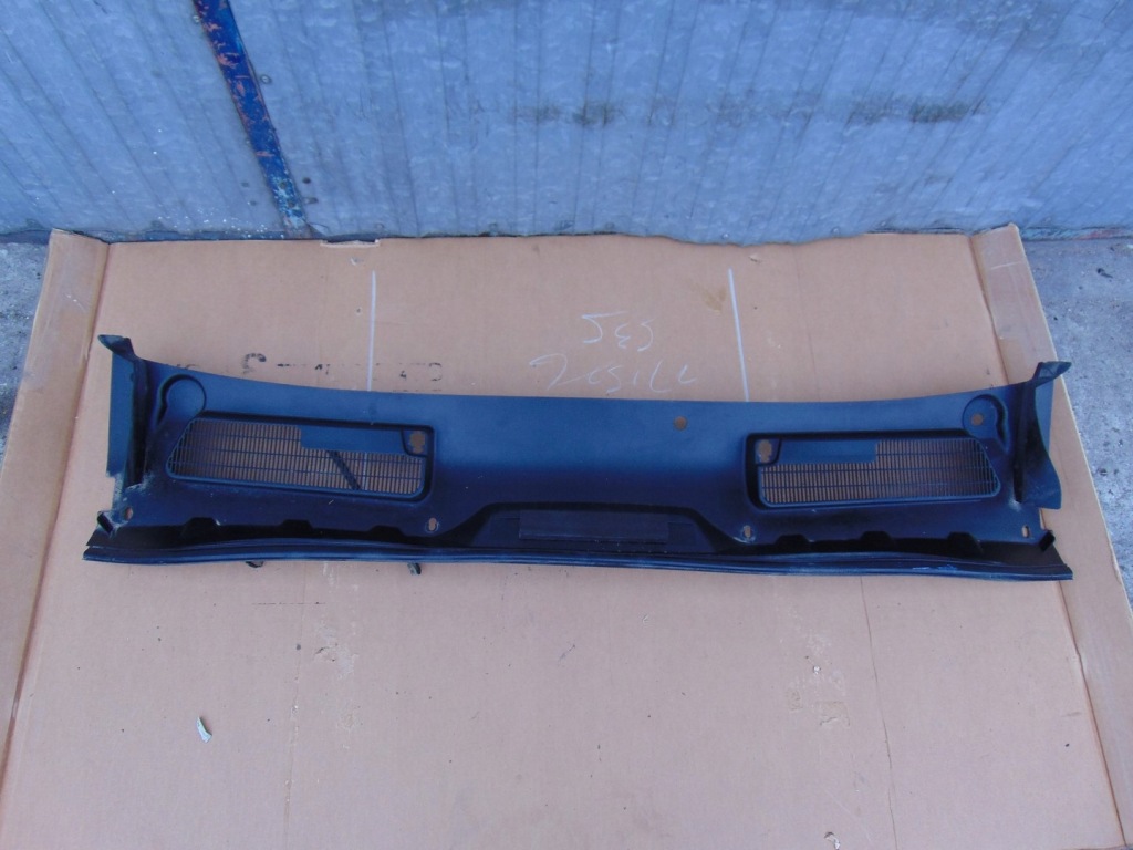 фото №1, Жабо пластиковий ford kuga mk1 8v41-s02216