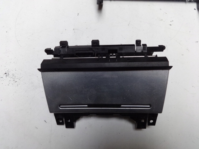 фото №5, Audi a4 b6 b7 00-07r навигация радио рамка
